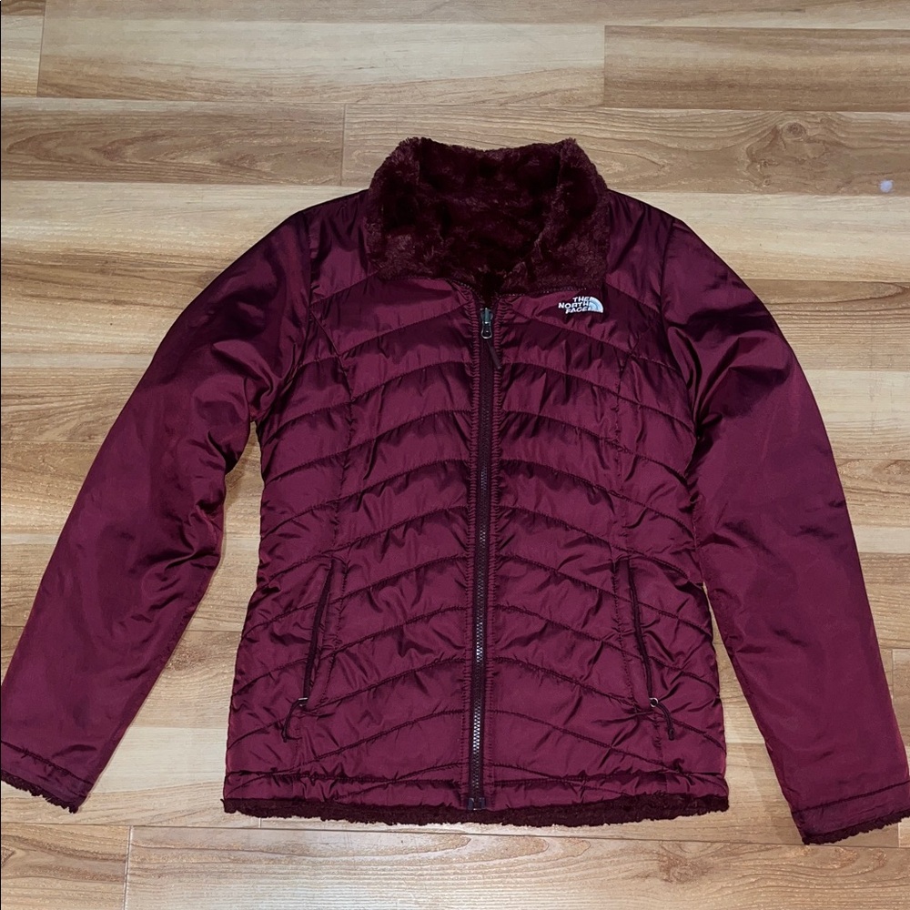 The North Face Burgundy Puffer Jacket - Picture 2 of 5